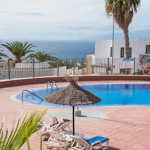 https://bright-apartments.adeje-hotels.com
